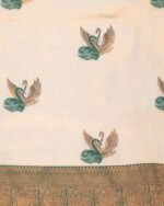 Women Floral Print Linen Saree - Image 3